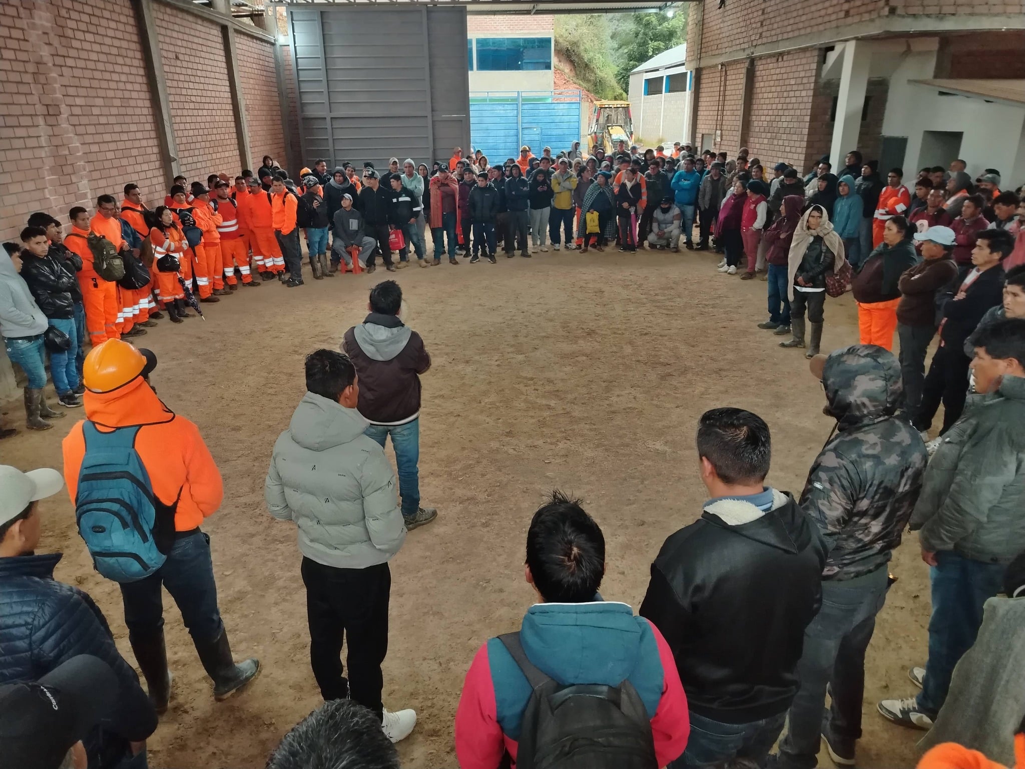 Paralización en Pachitea: 19 organizaciones marchan contra consorcio por incumplir convenio laboral