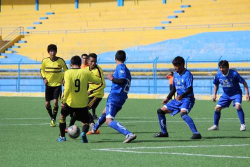 Interbarrios de fútbol Copa Bicentenario en Cerro de Pasco