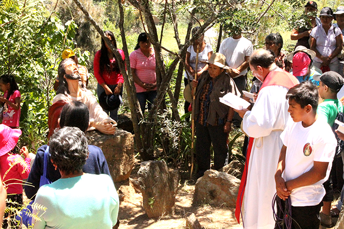VÍA CRUCIS EN LAS PAMPAS