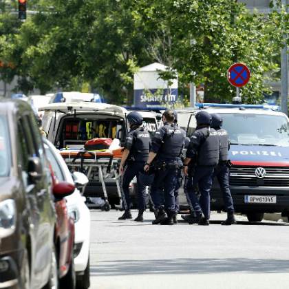 Al menos 10 muertos en tiroteo escolar en Austria, según la policía