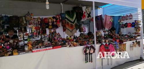 Coordinan habilitar mercado de artesanos huanuqueños en Lima