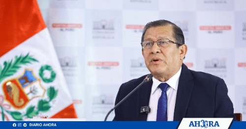 Eduardo Salhuana y la evaluación del oficial mayor: tensiones en el Congreso