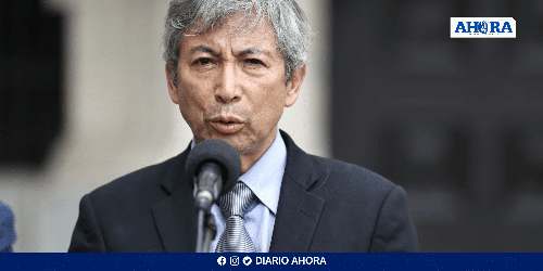José Arista exige limitar beneficios sindicales en Petroperú por crisis financiera