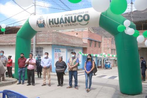 En funcionamiento pistas y veredas en Pueblo Joven Las Moras