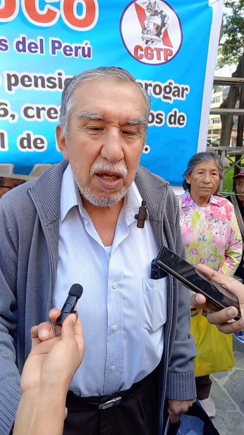 “Nuestra lucha es por dignidad”: Jubilados exigen pensiones iguales a la RMV