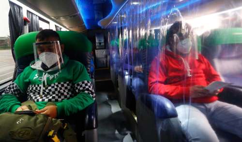 Colegio Médico recomienda restringir transporte terrestre y aéreo por Año Nuevo