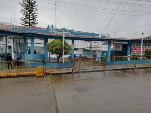 Trabajadores de EsSalud Huánuco denuncian que siguen sin cobrar sueldos