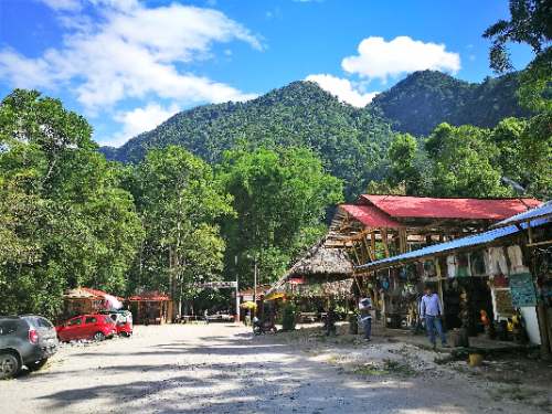 Parque Nacional Tingo María, reconocido a nivel mundial por su turismo sostenible y compromiso con las comunidades