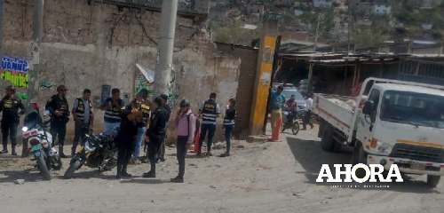 De un balazo en el pecho matan a papero en asalto en la puerta del mercado Puelles