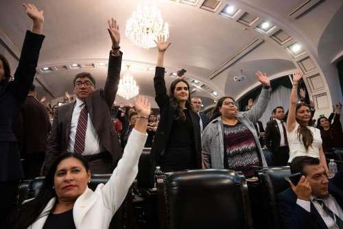 La baja afluencia electoral en los comicios judiciales mexicanos aviva temores sobre su validez