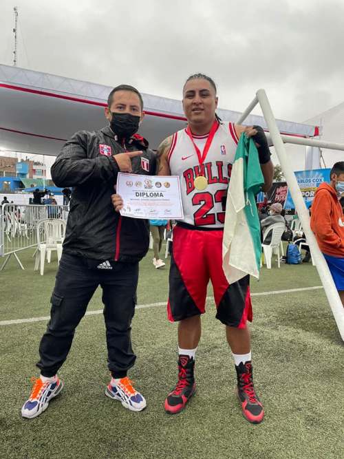 Boxeadores huanuqueños viajan al Cusco