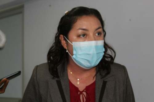Descartan archivamiento de denuncias contra médicos del hospital Carlos Showing