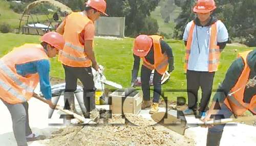 Jóvenes huanuqueños accederán a empleo en empresas de construcción