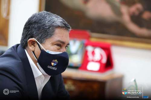 Exigen retiren antena que pone en riesgo salud de los vecinos