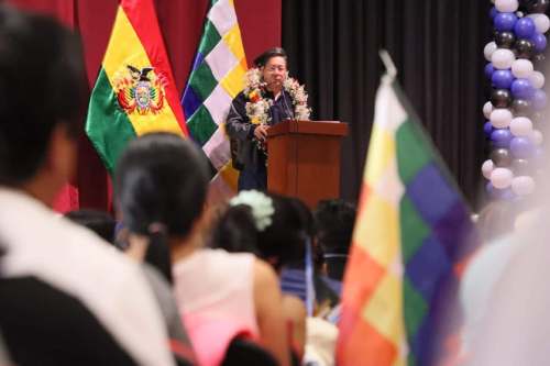 Bolivia: Presidente asegura que manifestantes “luchan por recuperar la democracia”