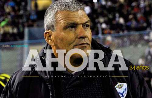 Llacuabamba despidió a DT Clausen