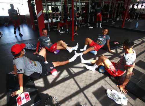Perú comenzó a entrenar para las eliminatorias