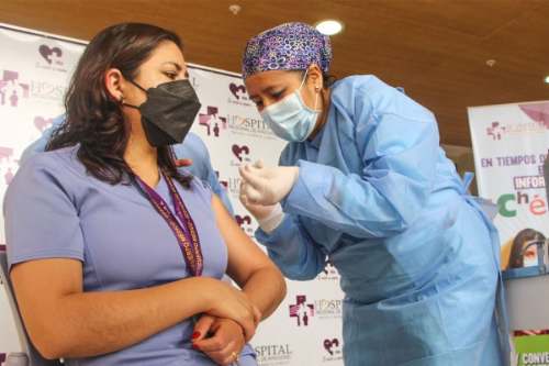 Cerca de 20.000 docentes aún no se vacunan contra la covid-19