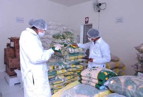 Qali Warma fiscaliza entrega de alimentos en Pasco