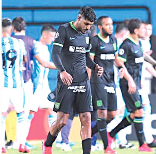 Vientos huracanados dejaron sin luz a pobladores de Pillao