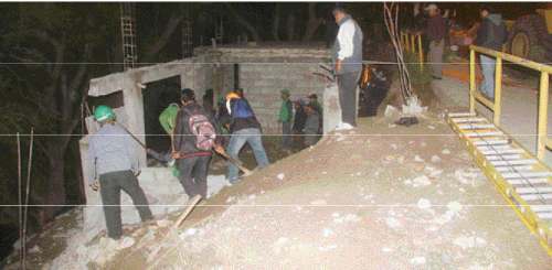 Desalojaron usurpadores de faja marginal del río Huallaga