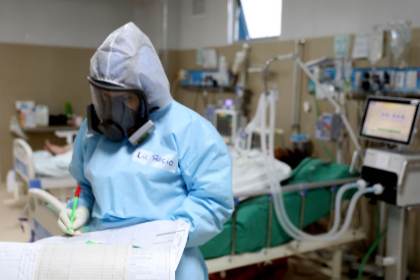 Ministro de Salud: Tercera ola de la COVID-19 podría atacar a Perú en 20 días