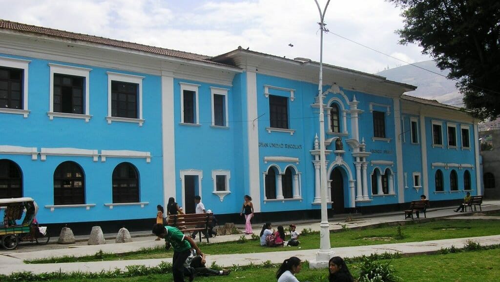 Tres estudiantes de la GUE Leoncio Prado estarían consumiendo drogas
