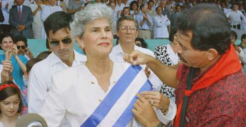 HOY EN LA HISTORIA| Primera presidenta electa en América