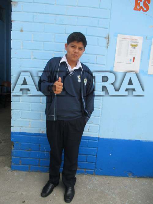 Alumno del San Agustín ingresa en primer puesto a Unheval