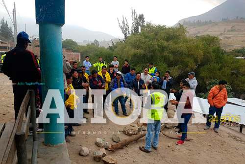 Chinos adeudan salarios a obreros que trabajan en vía Huánuco–La Unión