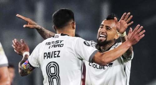 Arturo Vidal augura un camino de éxitos para Esteban Pavez en Alianza Lima.