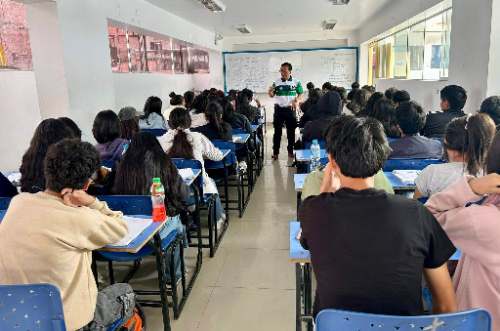 Huánuco: Academias preuniversitarias se exponen a multas por exceder el aforo y registrar aulas con hasta 60 estudiantes