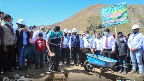 Avanza construcción del canal de riego de Conchumayo