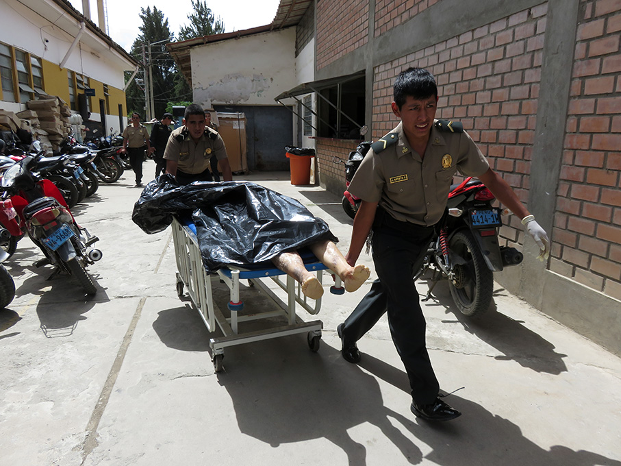 Golosinero muere embestido por trimóvil