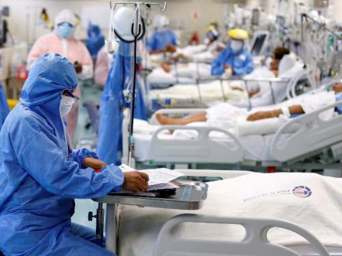 COVID-19: El 65 % de camas UCI se encuentran ocupadas por aumento de casos en Lima