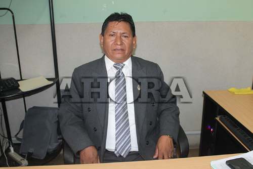 Director de la GUE Leoncio Prado asume nuevos retos