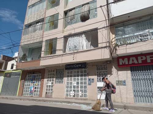 Turba destruyó casa del alcalde José Luis Villavicencio
