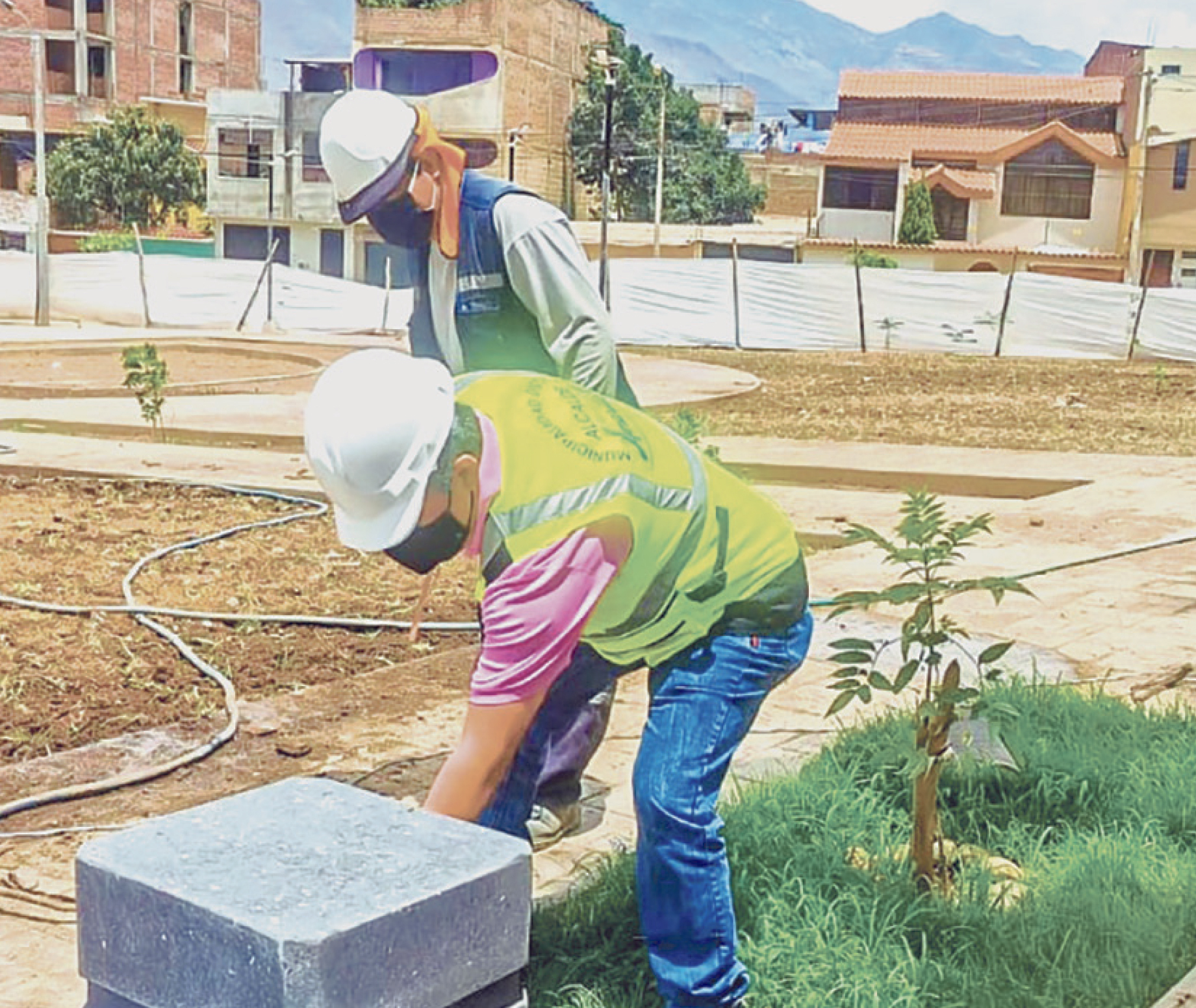Amarilis inaugura primer parque infantil para Huánuco