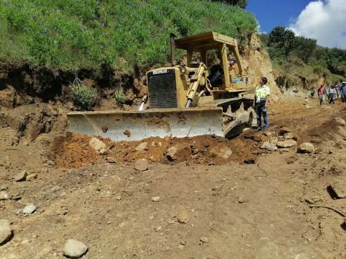 Aperturan cuatro kilómetros de trocha carrozable en Vilcabamba