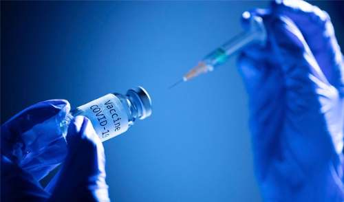 Dos dosis de vacunas anti-COVID-19 son “cruciales” para protegerse contra variante Delta