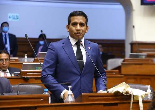 Detectan personas cercanas del congresista Vergara en puestos claves de Produce