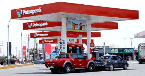Pagamos la gasolina más cara de América Latina por culpa de Petroperú