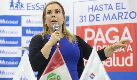 Sindicato de trabajadores de EsSalud exige destitución inmediata de Fiorella Molinelli