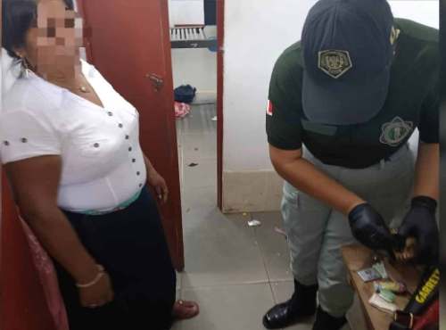 Frustran intento de ingreso de chips telefónicos al penal de Huánuco durante jornada de visita
