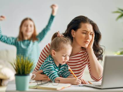 Las mujeres padecen el estrés mucho más que los hombres