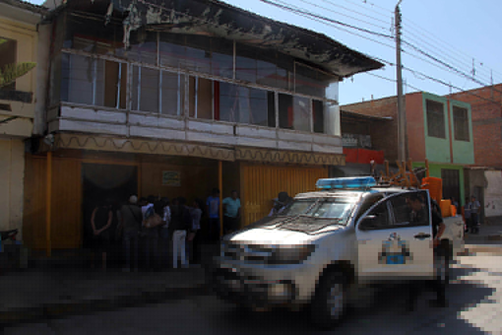 Municipalidad clausura definitivamente bar El Farolito