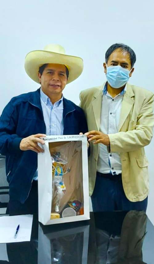 Alcalde de Lauricocha se reunió con el presidente electo Pedro Castillo
