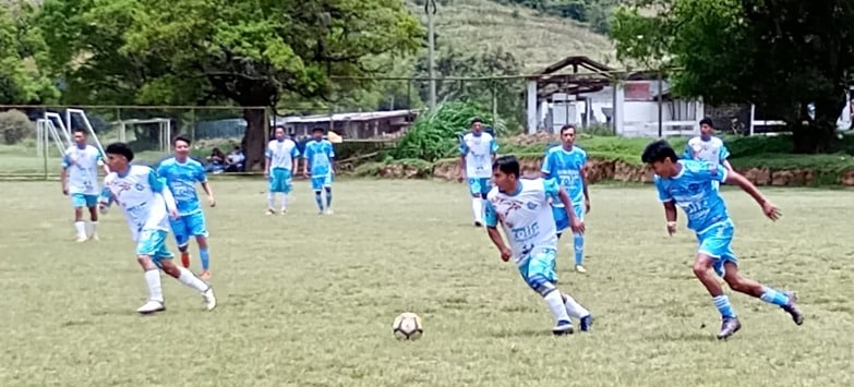 Pillco Marca abrió su campeonato con 16 goles en una fecha intensa