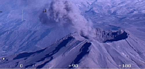 Volcán Ubinas en Perú: 17 explosiones y más de 170 sismos en dos días
