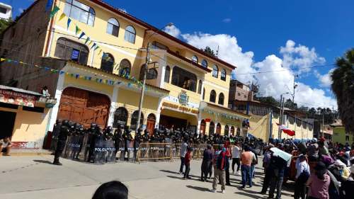 Suspenden huelga indefinida en Chinchao tras arribar acuerdos
